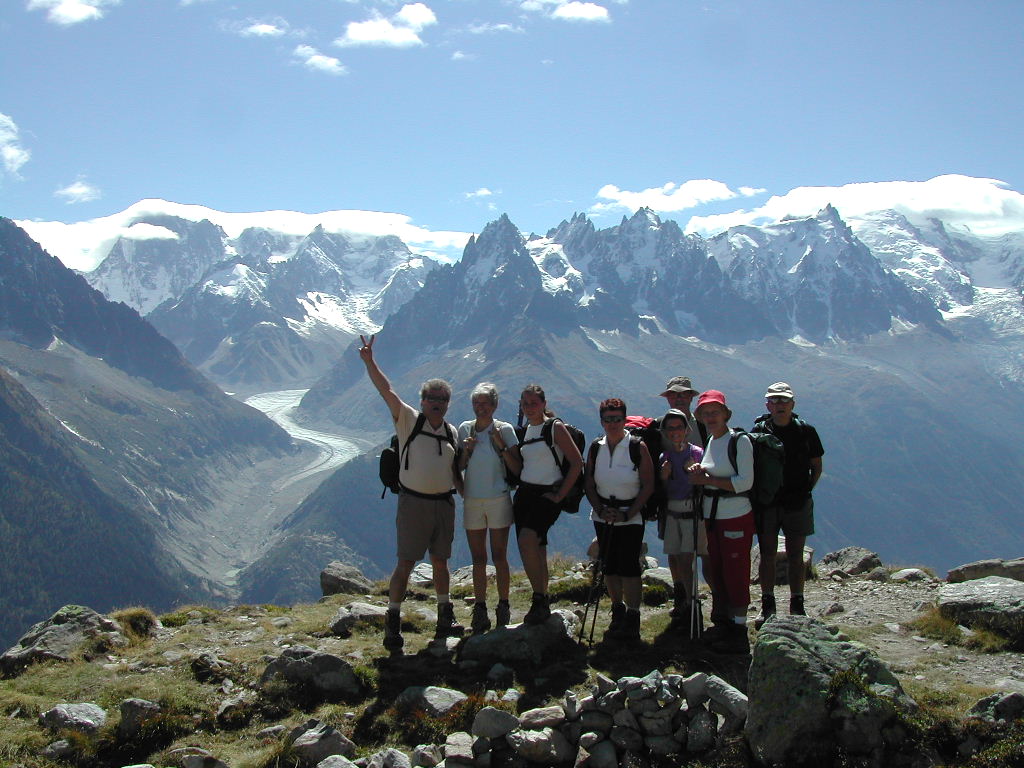 Depuis le lac des Chèsery. Mer de glace en fond.